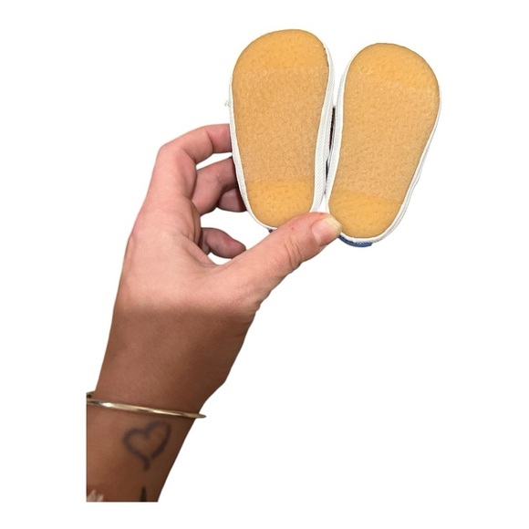 KEDS - Picture 4 of 5